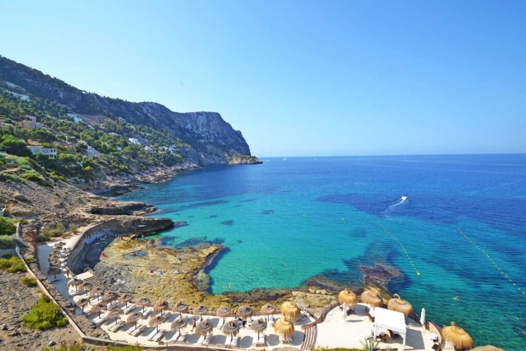 cala llamp mallorca. Sunny day. Tuyrquoise water