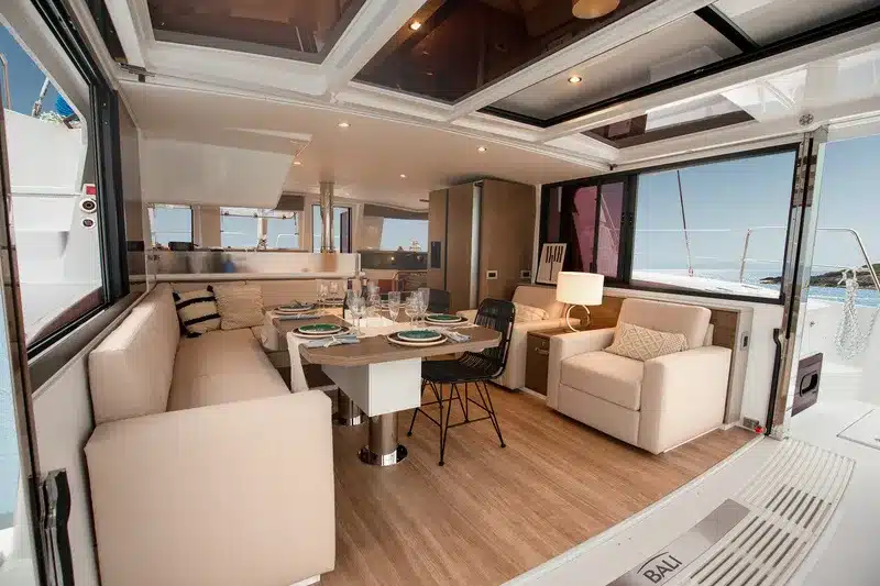 bali-4-4-saloon-mallorca