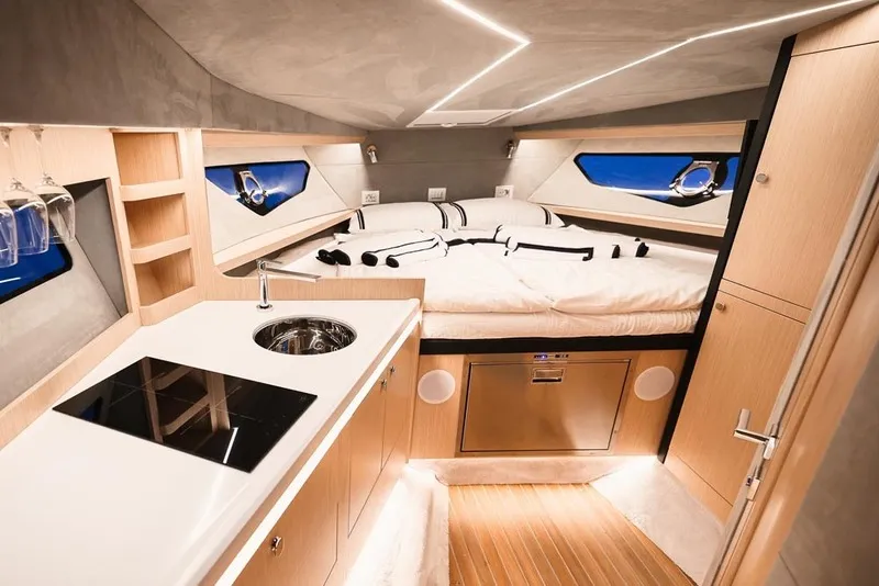 focus-forza-37-cabin-mallorca