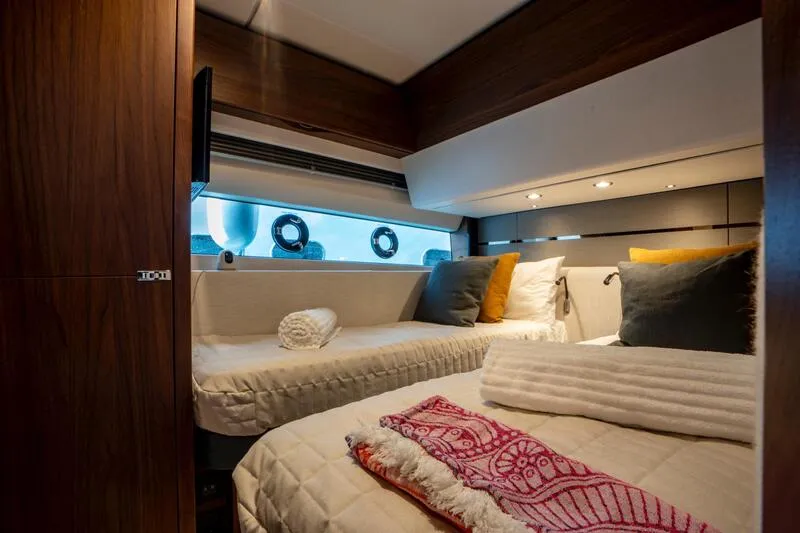 princess-s66-twin-cabin-mallorca