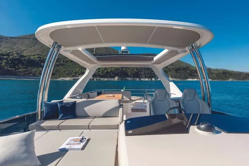 yacht-charter-absolute-62