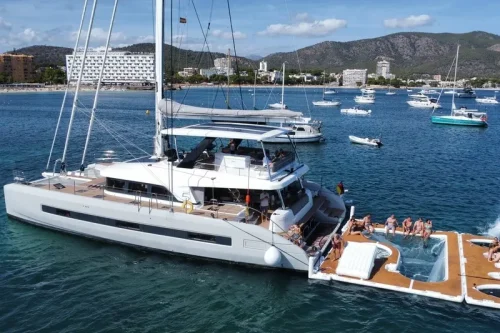 lagoon-sixty5-charter-mallorca
